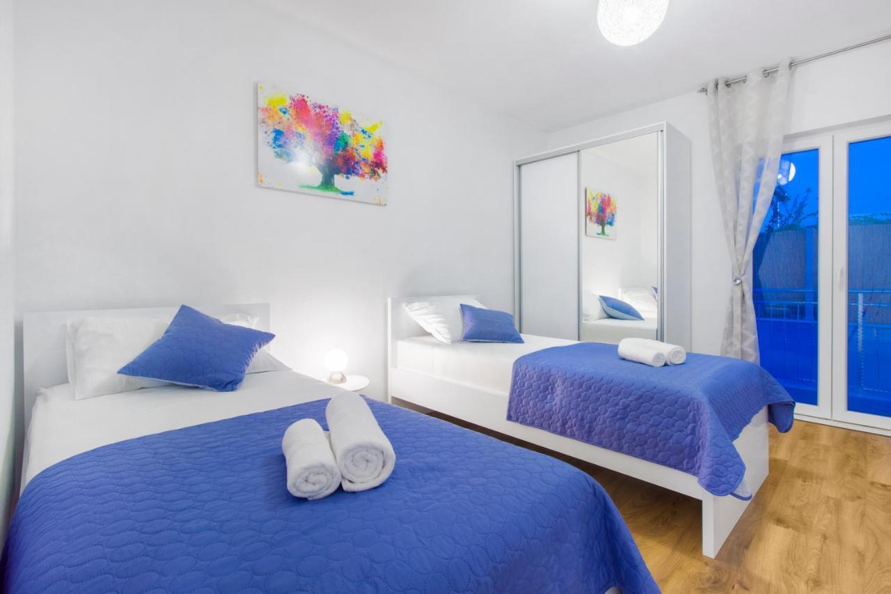 Villa Antonia With Heated Pool Dograde Dış mekan fotoğraf