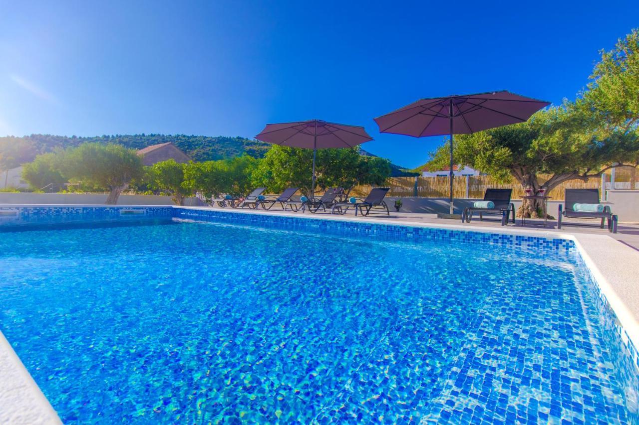 Villa Antonia With Heated Pool Dograde Dış mekan fotoğraf