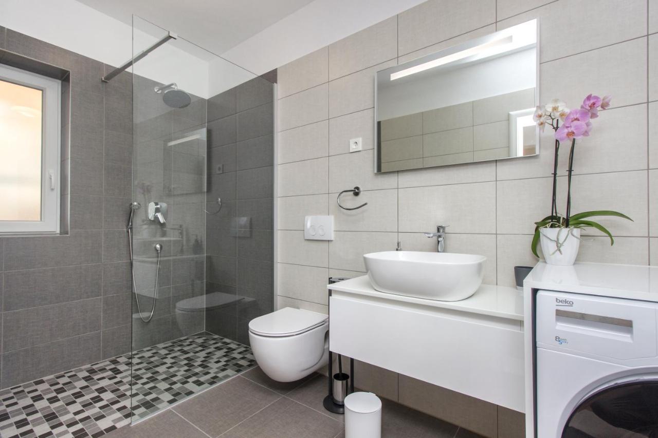 Villa Antonia With Heated Pool Dograde Dış mekan fotoğraf