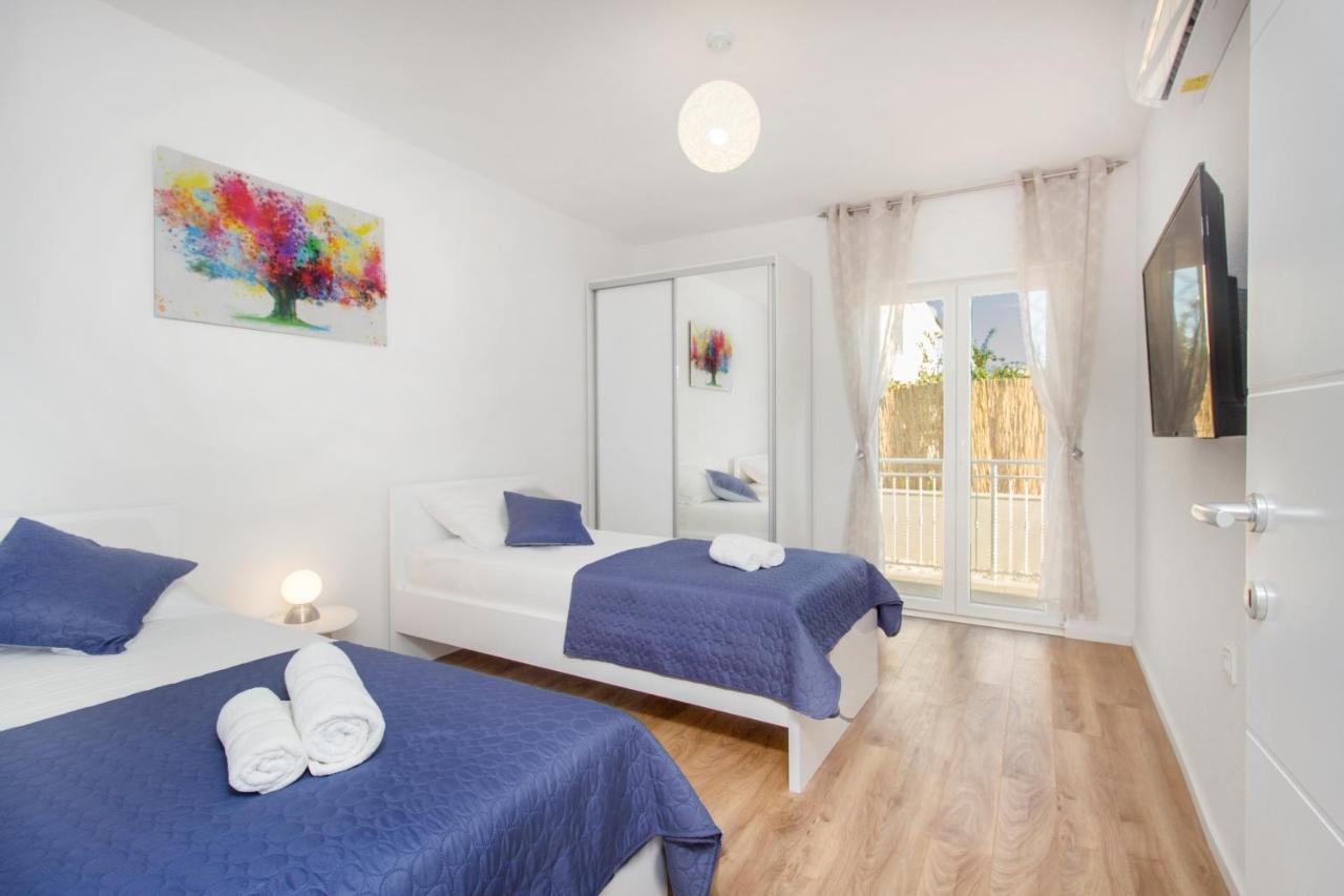 Villa Antonia With Heated Pool Dograde Dış mekan fotoğraf