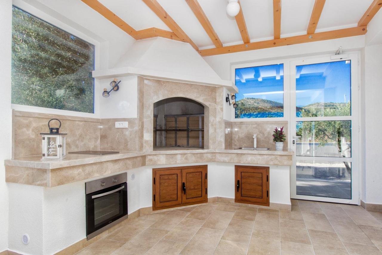 Villa Antonia With Heated Pool Dograde Dış mekan fotoğraf